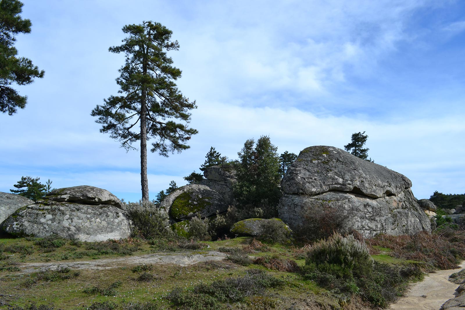 Mount Itamos (Dragounteli)-hero-image