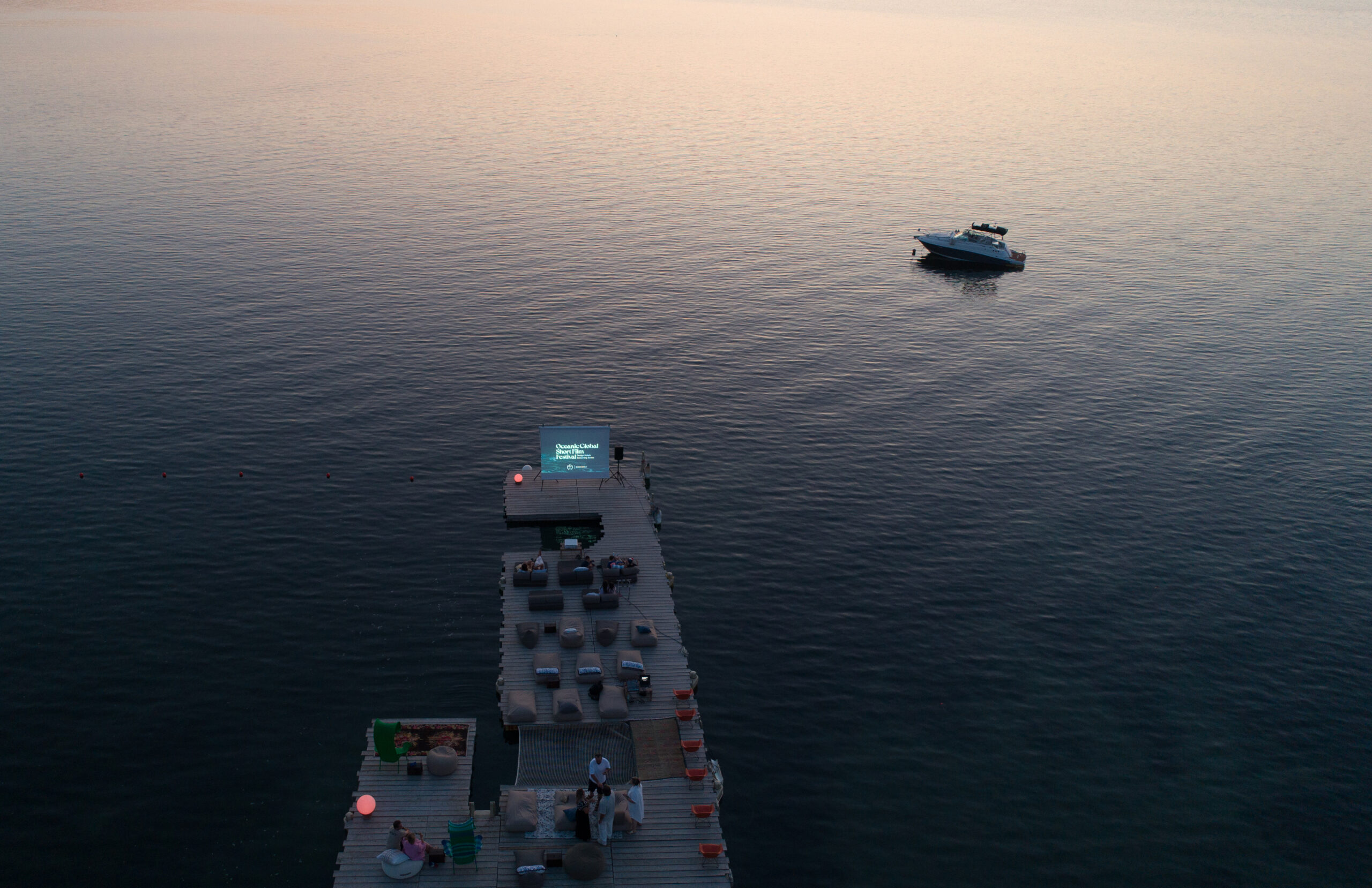 Waves & Reels, cinema-image-1